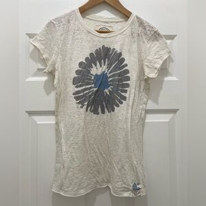 Life Is Good Flower T Shirt, L